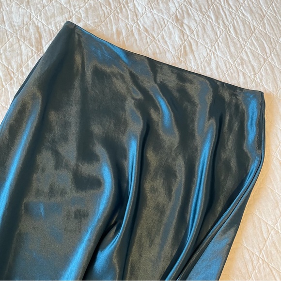 Shaina Mote - Mar Skirt - Piscine - 16 - Picture 8 of 10